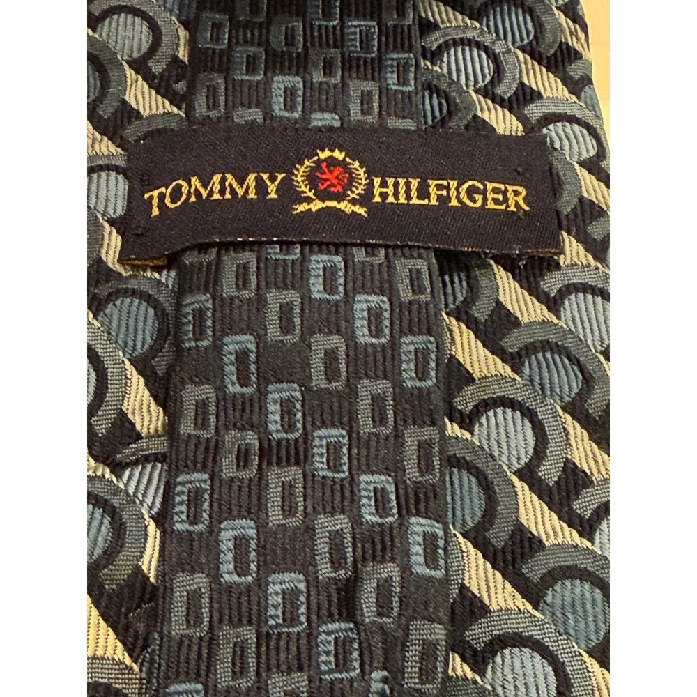 Tommy Hilfiger Mens‎ Silk Tie Blue Silver Geometric Arch Pattern Made in England